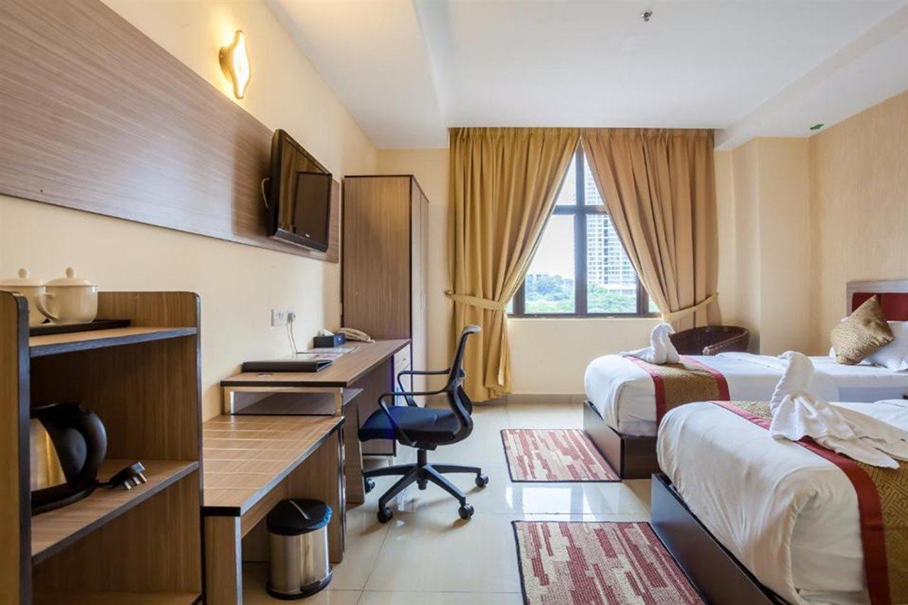 Dolphin Hotel, Chow Kit Kuala Lumpur Exterior foto